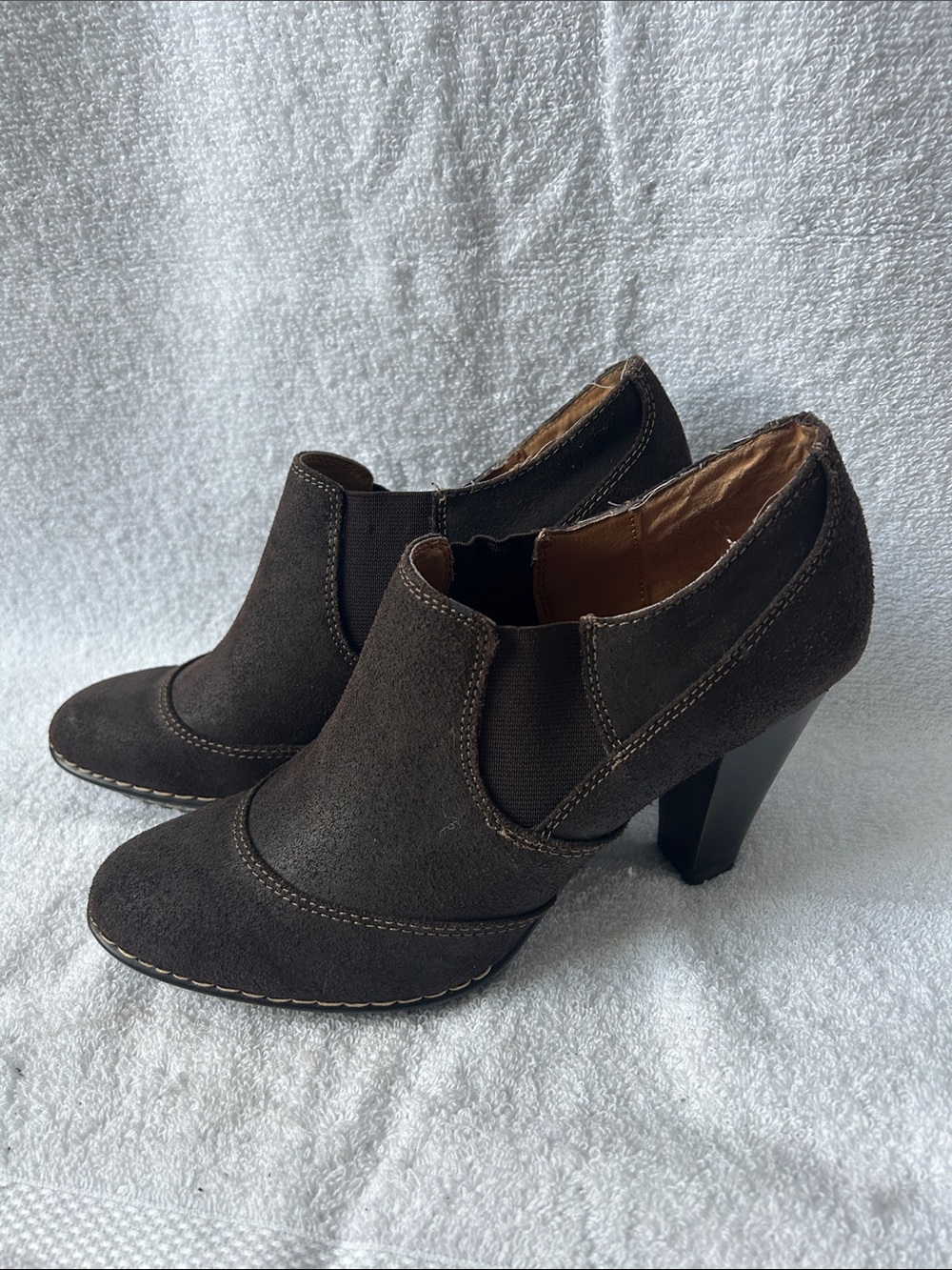 Sofft Brown Suede Heeled Ankle Booties